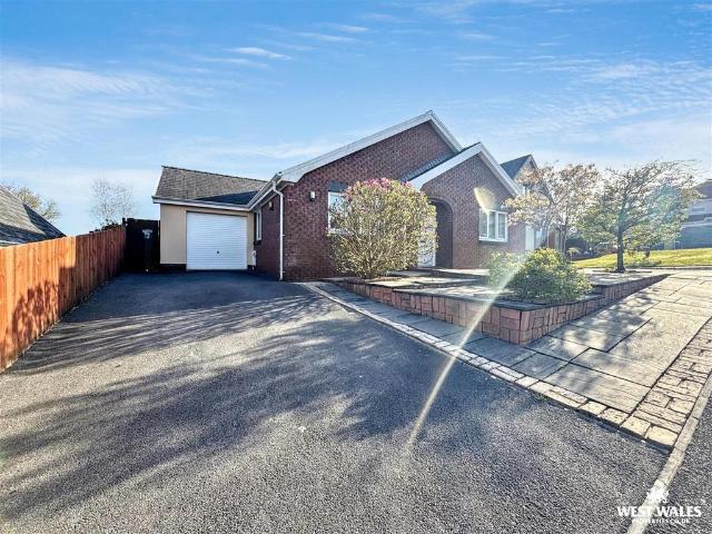 Bungalow for sale in Gorslas, Cwm-mawr