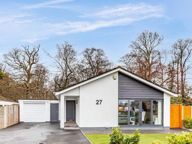 Bungalow for sale in Highcliffe