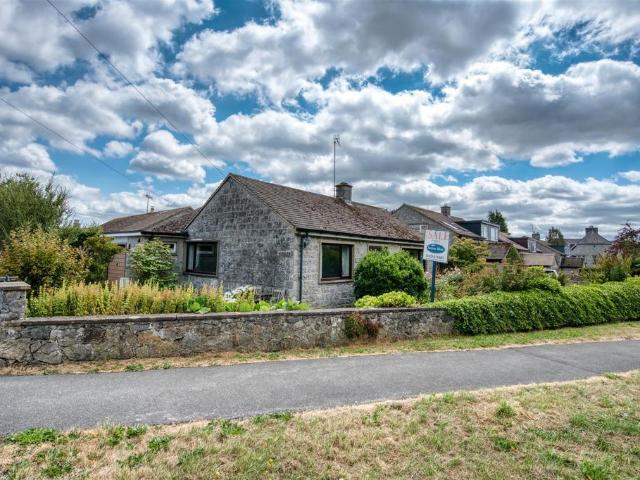 Bungalow for sale in Froggatt, East Midlands