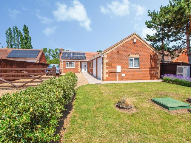 Bungalow for sale in Four Gotes, Cambridgeshire