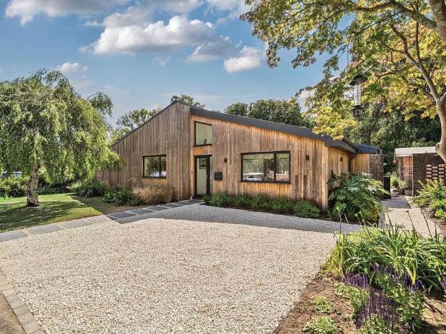 Bungalow for sale in Arundel, Clapham