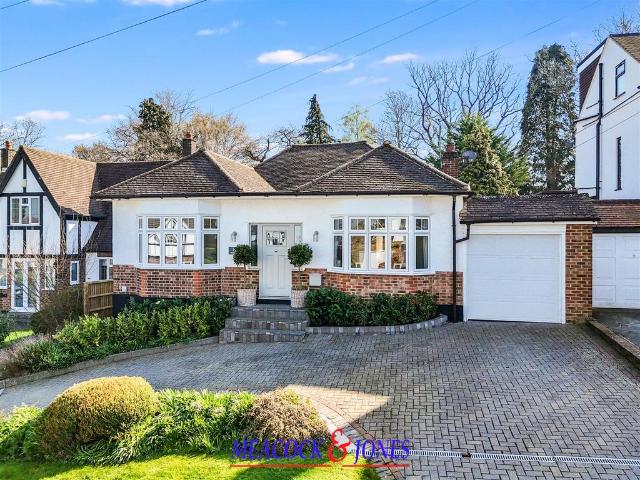 Bungalow for sale in Brook Street, Navestock Side