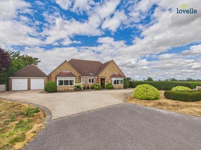 Bungalow for sale in Owmby CP, Ingleby