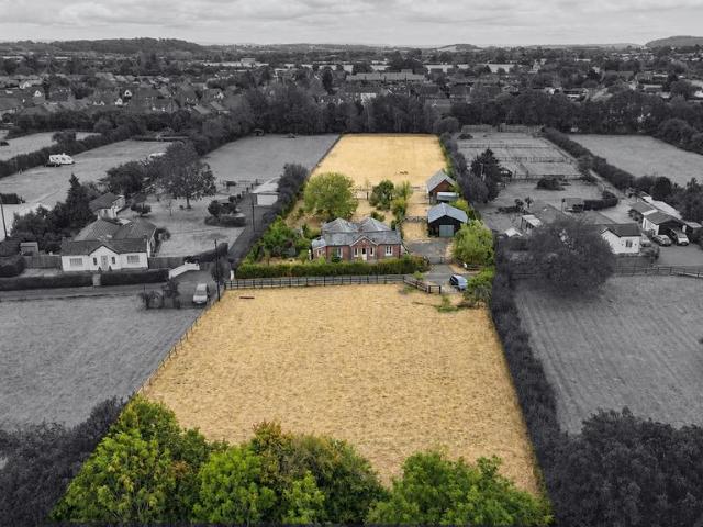 Bungalow for sale in Bromsberrow Heath, Gloucestershire