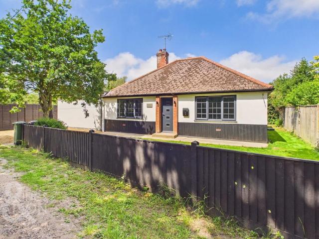 Bungalow for sale in Hickling, Comers