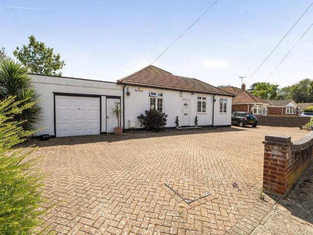 Bungalow for sale in Albany Park, Greater London