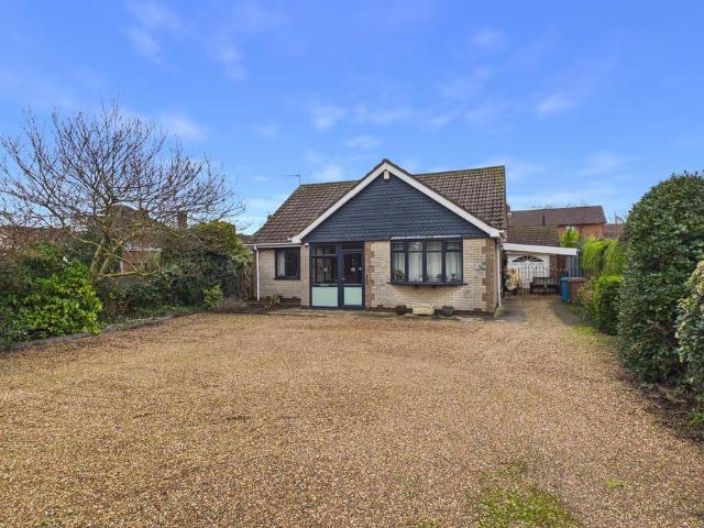 Bungalow for sale in Elloughton-cum-Brough, Brough