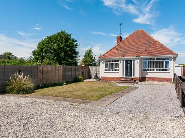 Bungalow for sale in Cottingham, East Riding Of Yorkshire