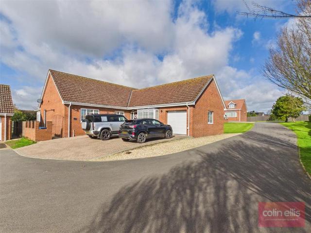 Bungalow for sale in Seamer, North Yorkshire