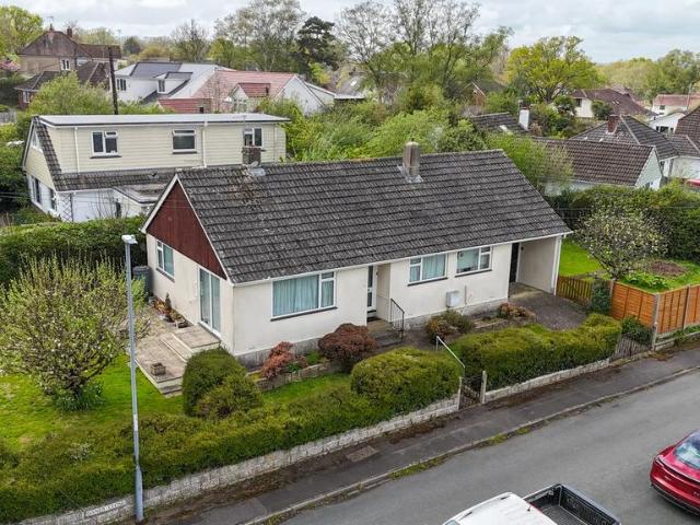 Bungalow for sale in Pilford, Colehill