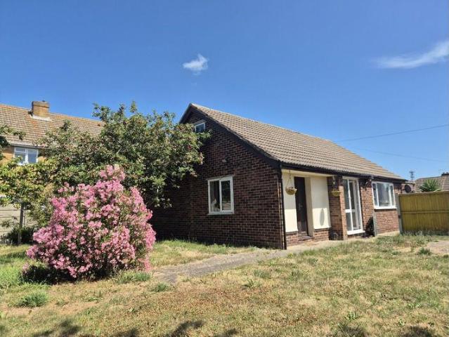 Bungalow for sale in Westwood, Acol