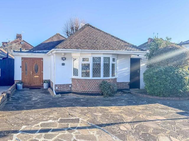 Bungalow for sale in Lane, Greater London