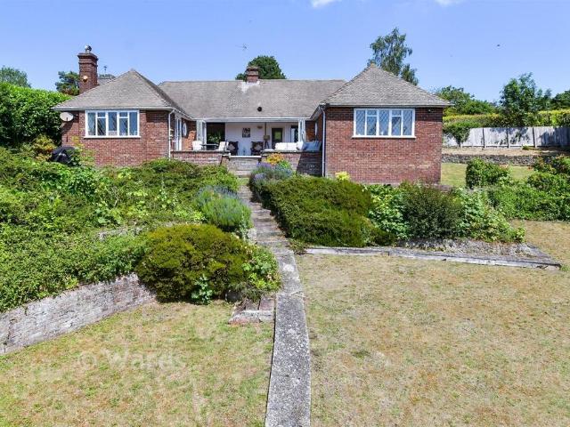 Bungalow for sale in Midway, Kent