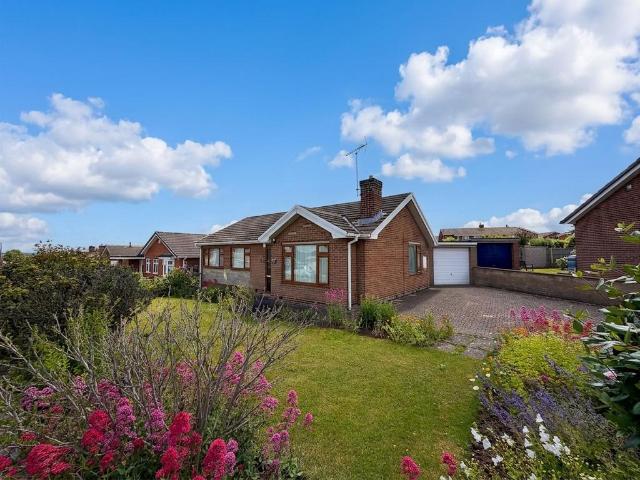 Bungalow for sale in Dinnington, South Yorkshire