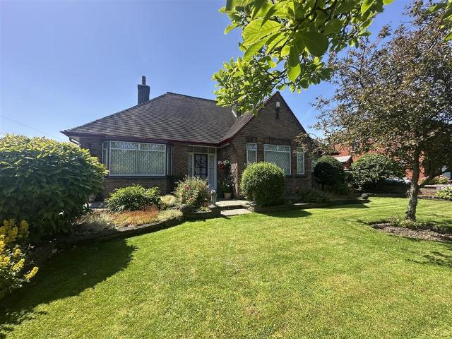 Bungalow for sale in Tarleton, Roby Mill