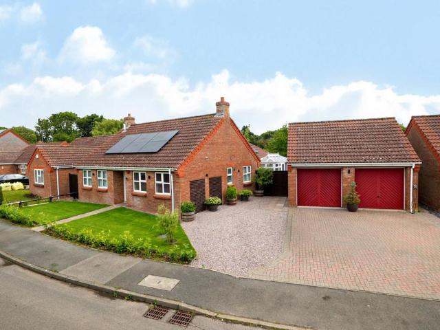 Bungalow for sale in Holbeach CP, Gosberton Clough