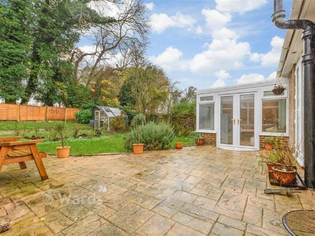 Bungalow for sale in The Butts, Kent