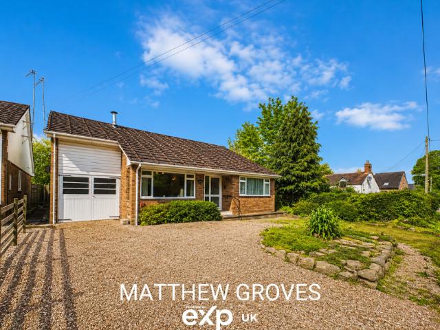 Bungalow for sale in Outwoods, Baswich
