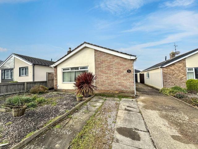 Bungalow for sale in Abergele, Wales