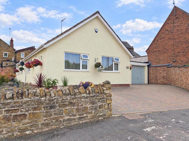 Bungalow for sale in Brixworth