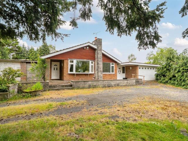 Bungalow for sale in Shropshire
