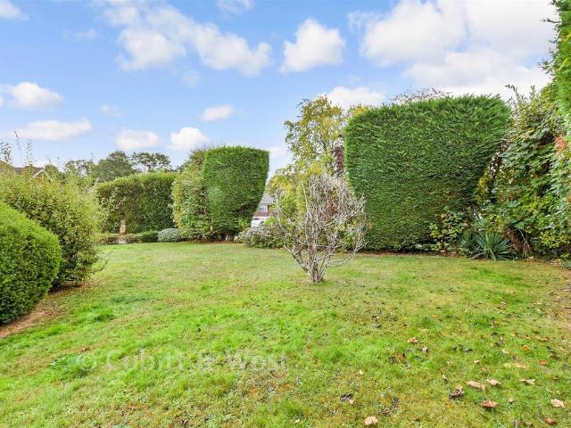 Bungalow for sale in London Borough of Croydon, Greater London