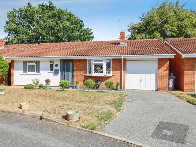 Bungalow for sale in Throop, Bournemouth