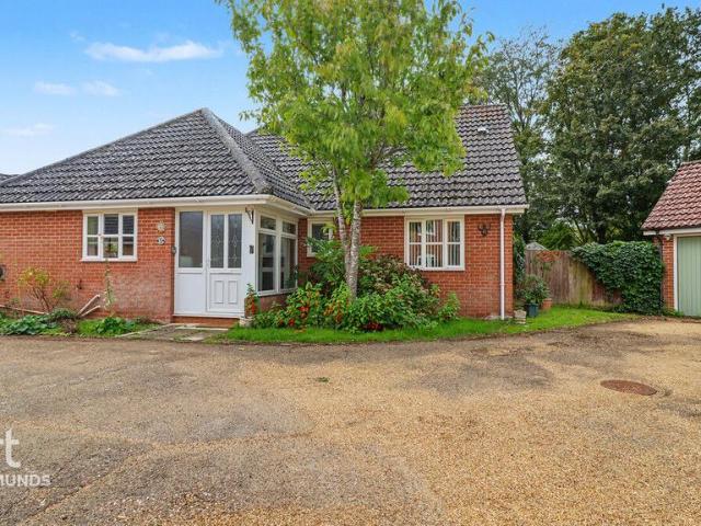 Bungalow for sale in Broad Green, West Suffolk