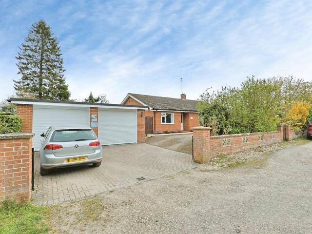 Bungalow for sale in Little Dunham, Breckland