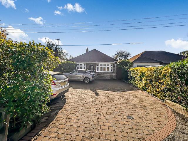 Bungalow for sale in Hartley, Sevenoaks
