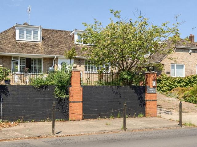 Bungalow for sale in Folkestone, Kent