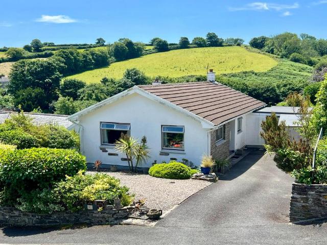 Bungalow for sale in St. Mewan, Polgooth