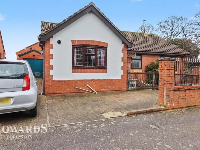 Bungalow for sale in Stokesby, Norfolk