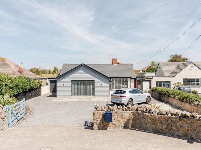 Bungalow for sale in Sand Bay, Kewstoke