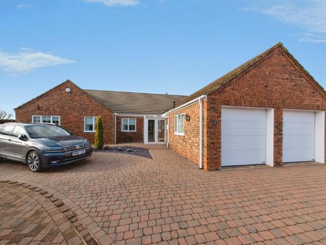 Bungalow for sale in Gosberton Clough, Lincolnshire