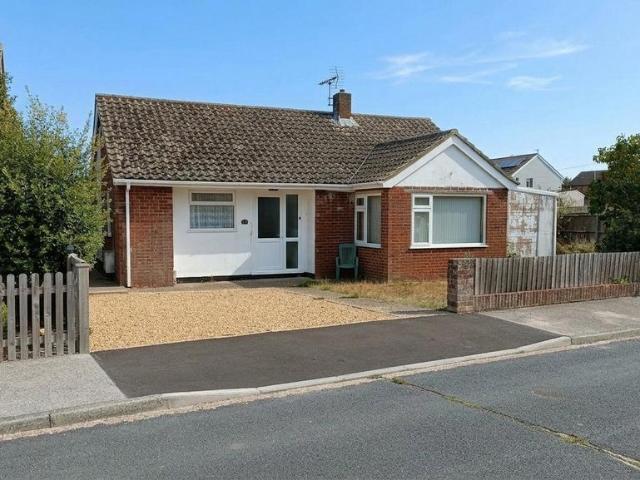 Bungalow for sale in Folkestone, Kent