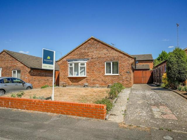Bungalow for sale in Burcott, Buckinghamshire