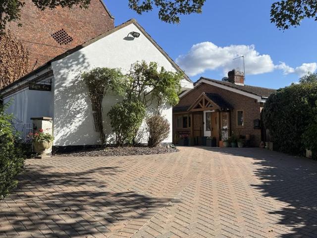 Bungalow for sale in Grimston, Brentingby