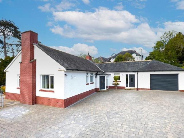 Bungalow for sale in Grange-over-sands