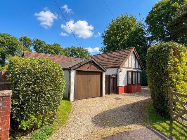 Bungalow for sale in Hythe and Dibden, Ashurst Bridge