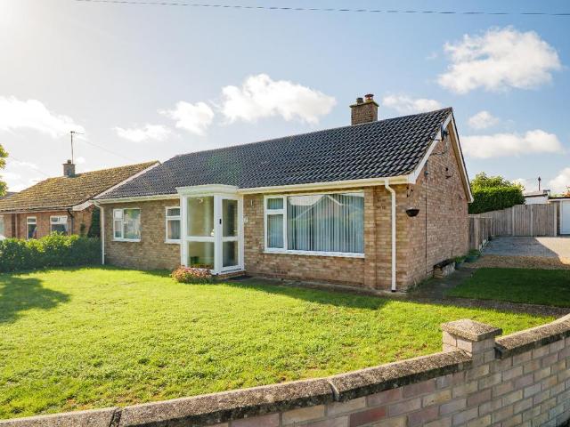 Bungalow for sale in Narborough, Breckland