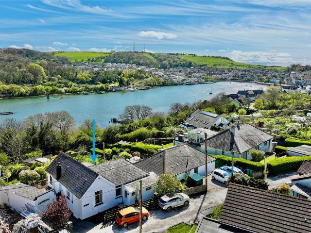 Bungalow for sale in Mount Wise