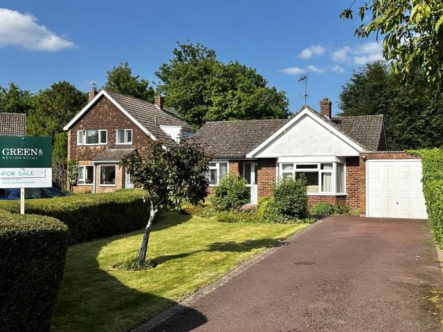 Bungalow for sale in Letcombe Regis, Dromore