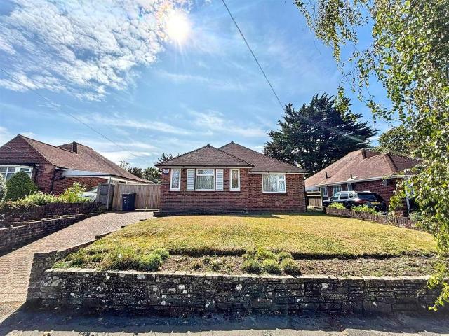 Bungalow for sale in Willingdon, Cross In Hand