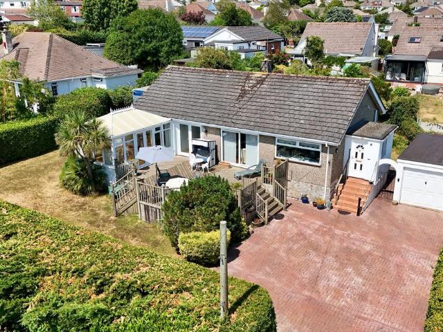 Bungalow for sale