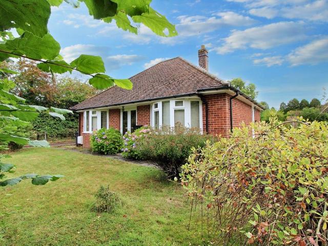 Bungalow for sale in Buckinghamshire