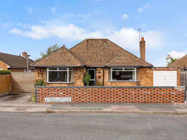 Bungalow for sale in Shurdington, Tewkesbury