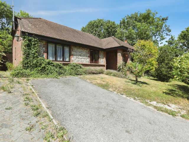 Bungalow for sale in Lewes, Iford