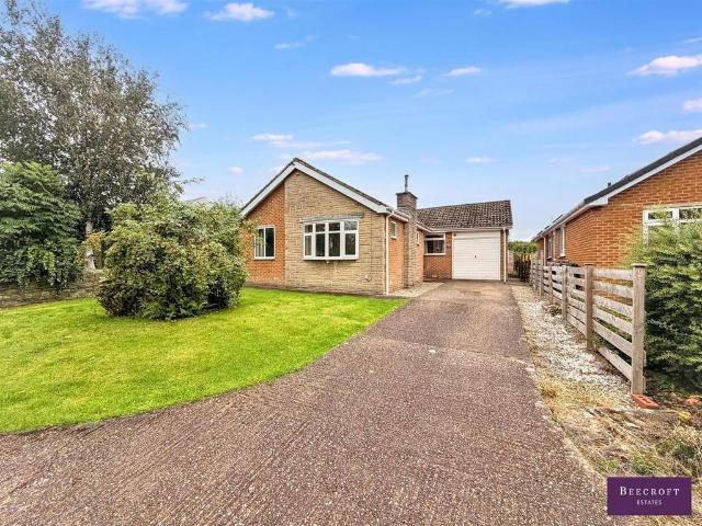 Bungalow for sale in Thurlstone, South Yorkshire