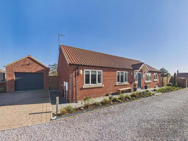 Bungalow for sale in Bempton
